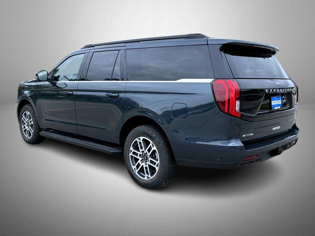 new 2025 Ford Expedition Max car, priced at $70,524