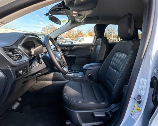 new 2025 Ford Escape car, priced at $29,279