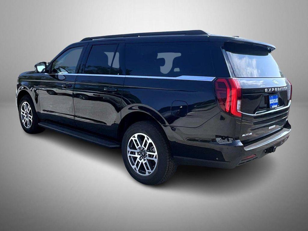 new 2025 Ford Expedition Max car, priced at $70,029