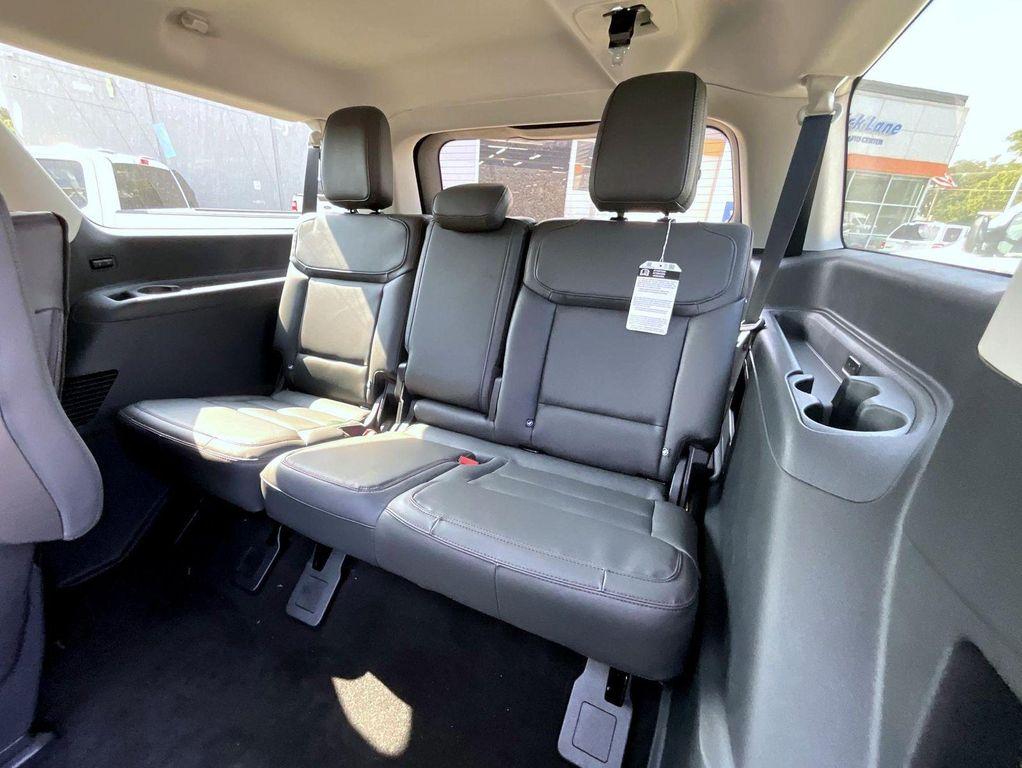 new 2025 Ford Expedition Max car, priced at $70,029
