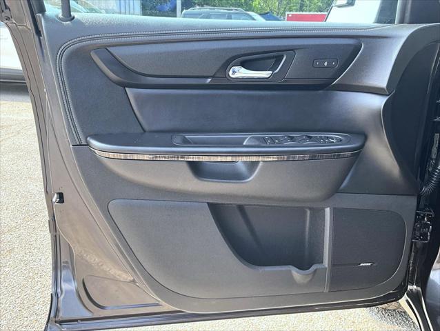 used 2014 GMC Acadia car, priced at $9,995