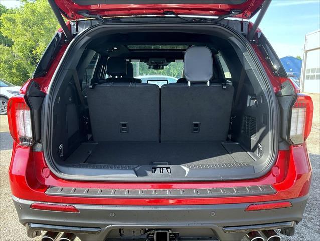 new 2025 Ford Explorer car, priced at $54,437