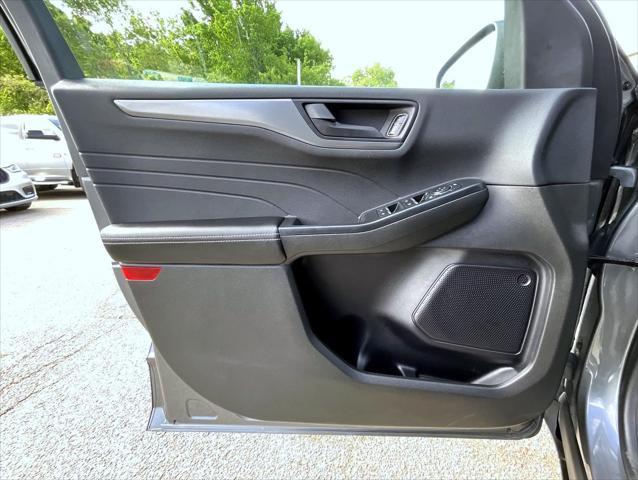 used 2023 Ford Escape car, priced at $24,498