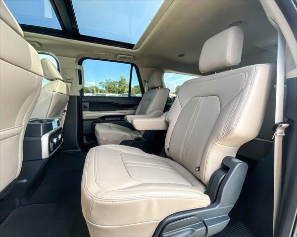 new 2024 Ford Expedition car, priced at $69,194