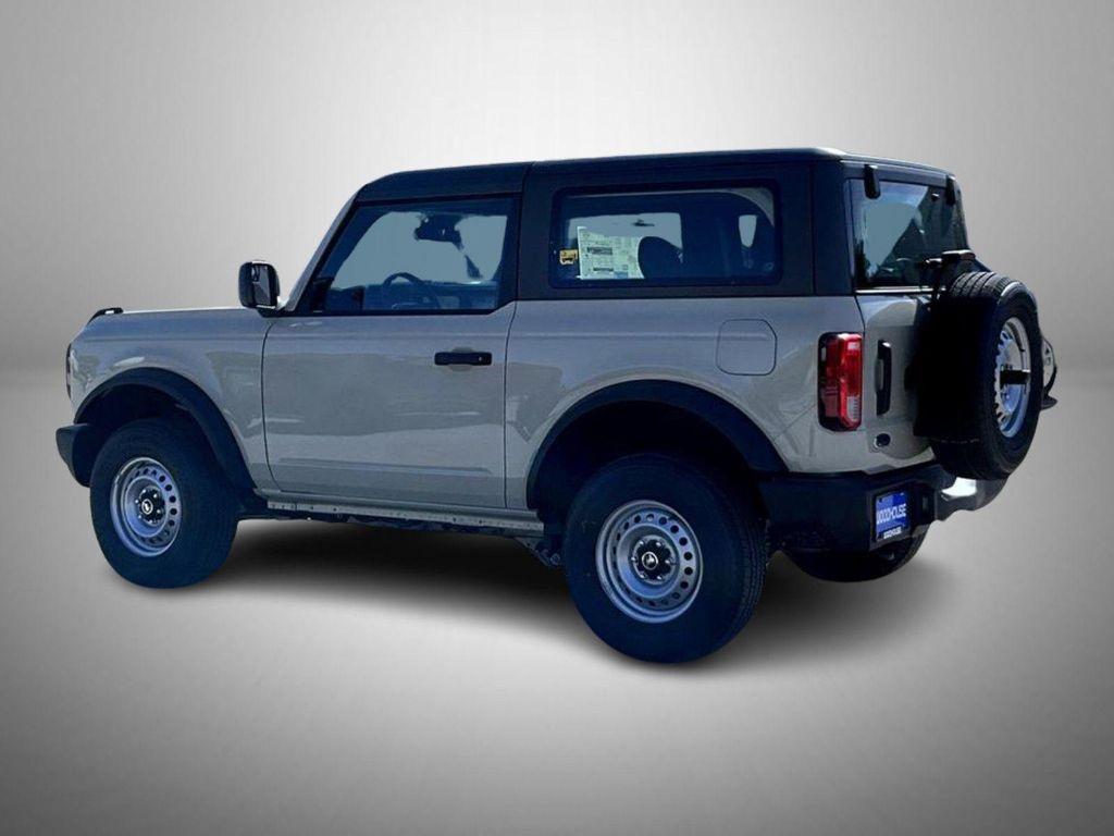 new 2025 Ford Bronco car, priced at $42,815