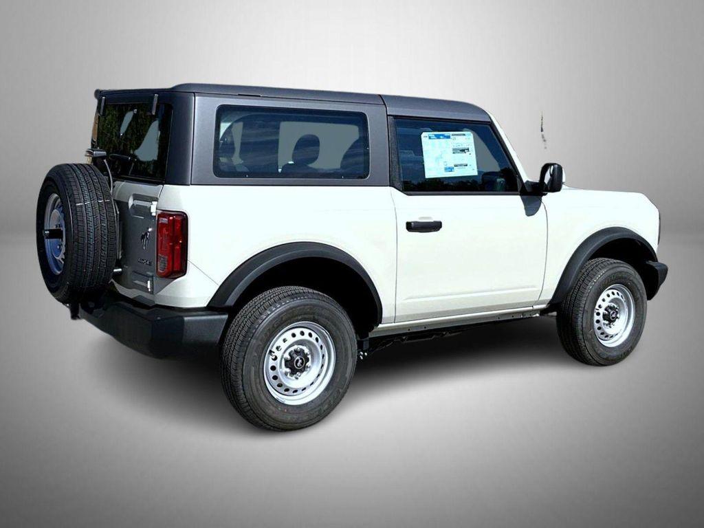 new 2025 Ford Bronco car, priced at $42,815