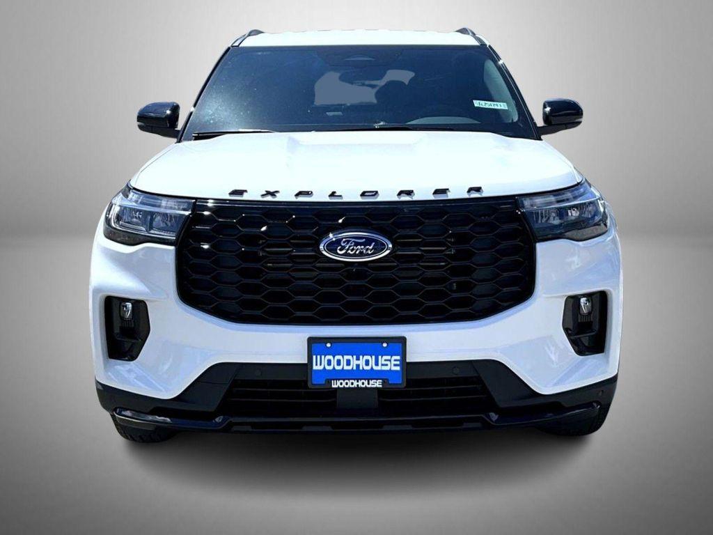 new 2025 Ford Explorer car, priced at $42,328