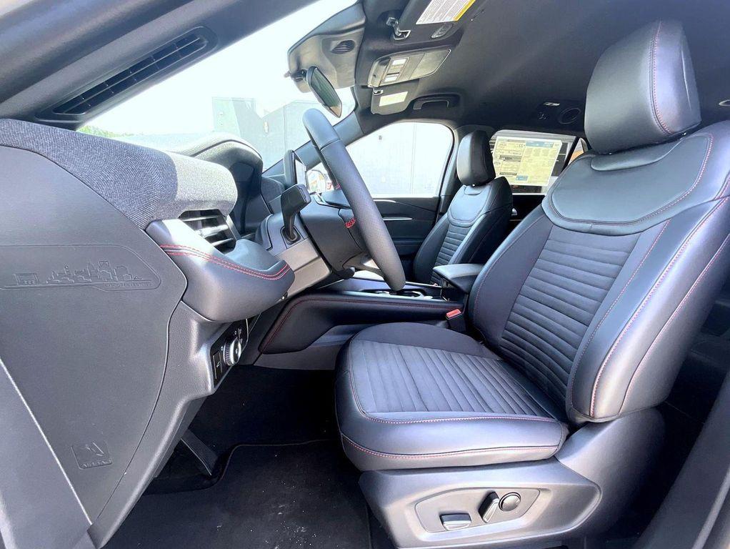 new 2025 Ford Explorer car, priced at $42,328