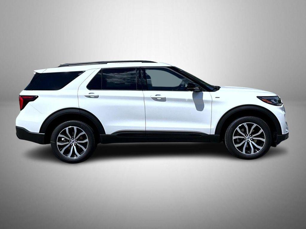 new 2025 Ford Explorer car, priced at $42,328