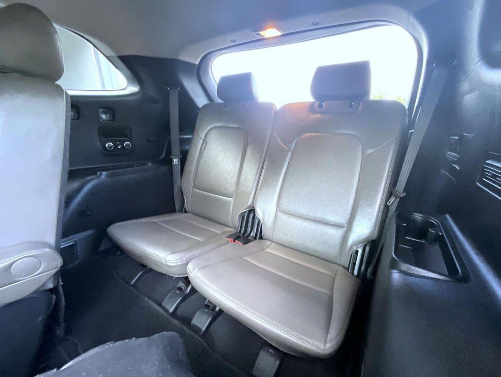 used 2014 Hyundai Santa Fe car, priced at $7,995
