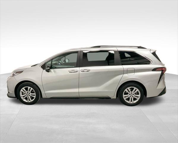 used 2023 Toyota Sienna car, priced at $44,487