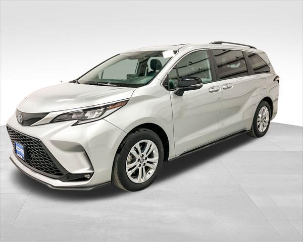 used 2023 Toyota Sienna car, priced at $44,487