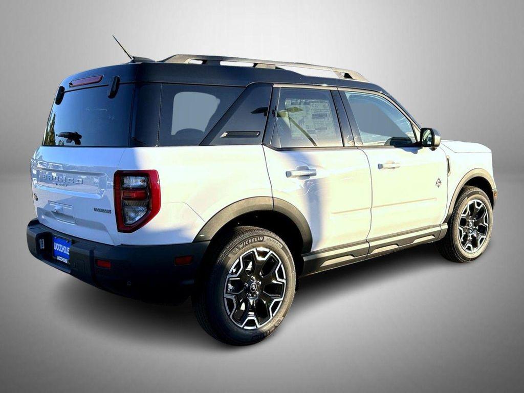 new 2025 Ford Bronco Sport car, priced at $33,952