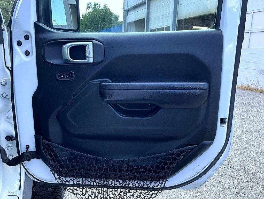 used 2018 Jeep Wrangler Unlimited car, priced at $17,995
