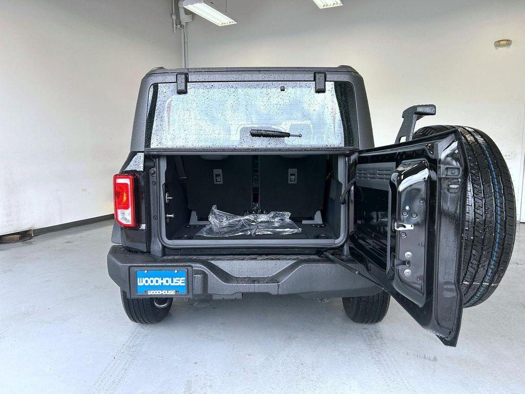new 2025 Ford Bronco car, priced at $37,445