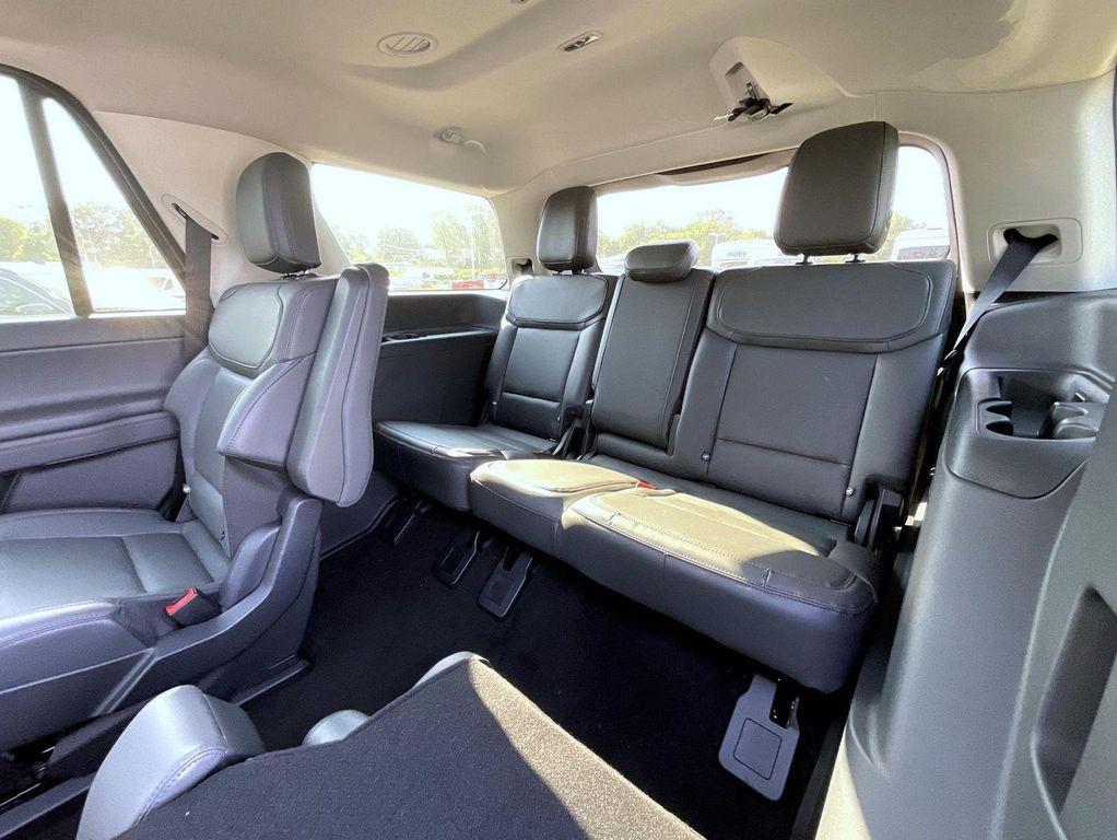 new 2025 Ford Expedition car, priced at $66,029