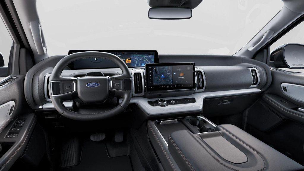 new 2025 Ford Expedition car, priced at $67,029