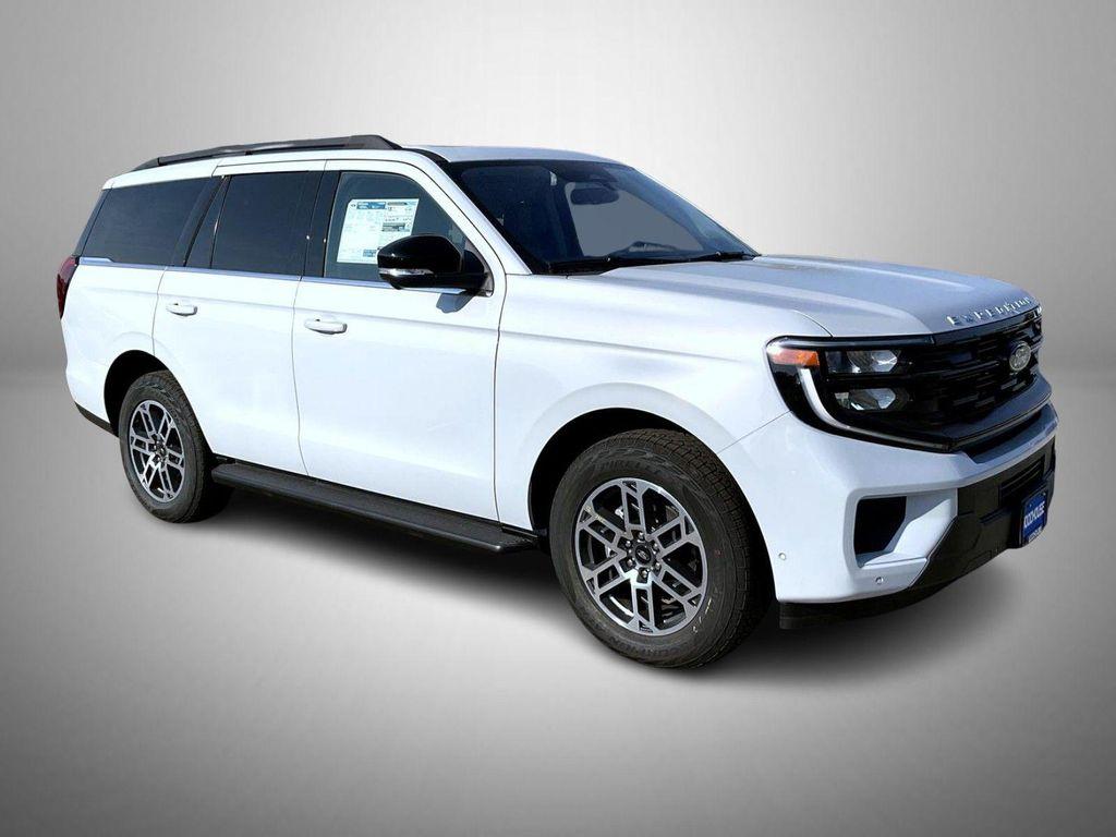 new 2025 Ford Expedition car, priced at $66,029