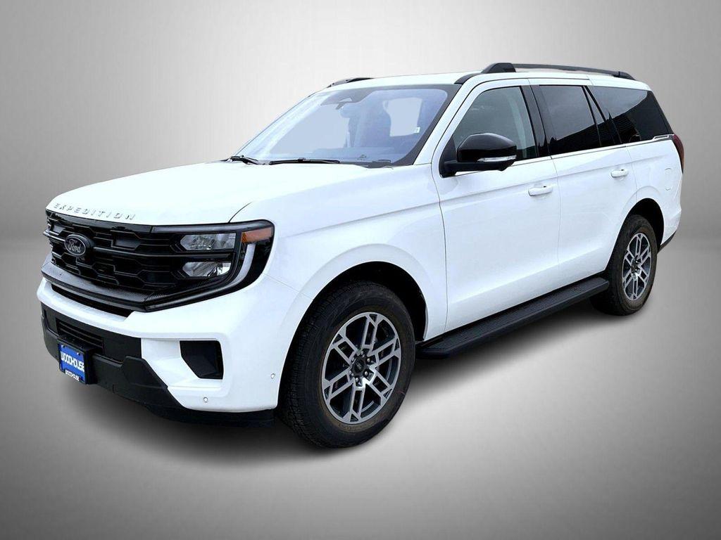 new 2025 Ford Expedition car, priced at $67,024