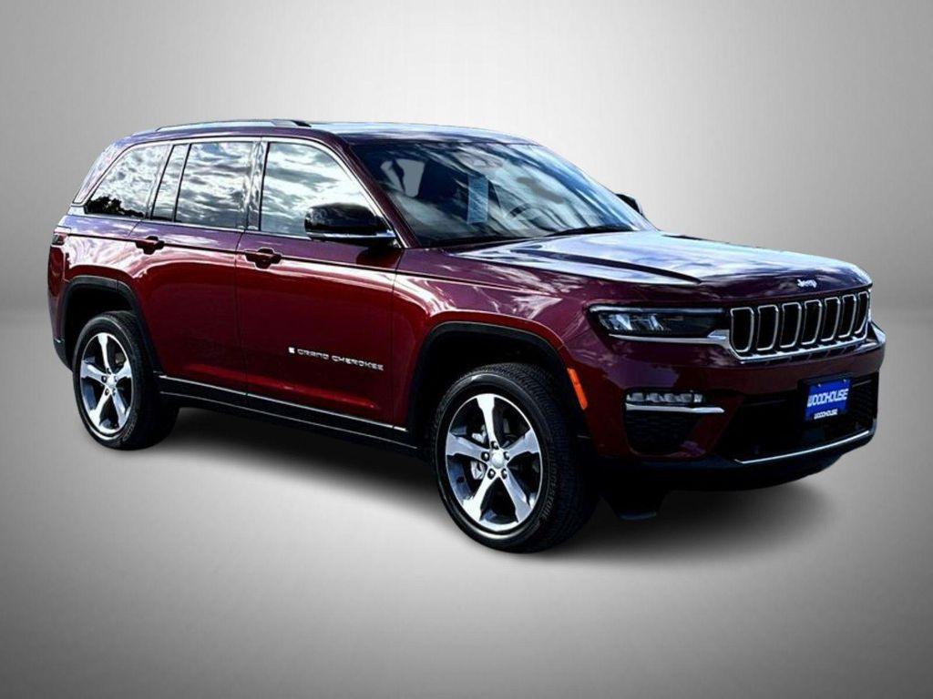 used 2023 Jeep Grand Cherokee car, priced at $32,995