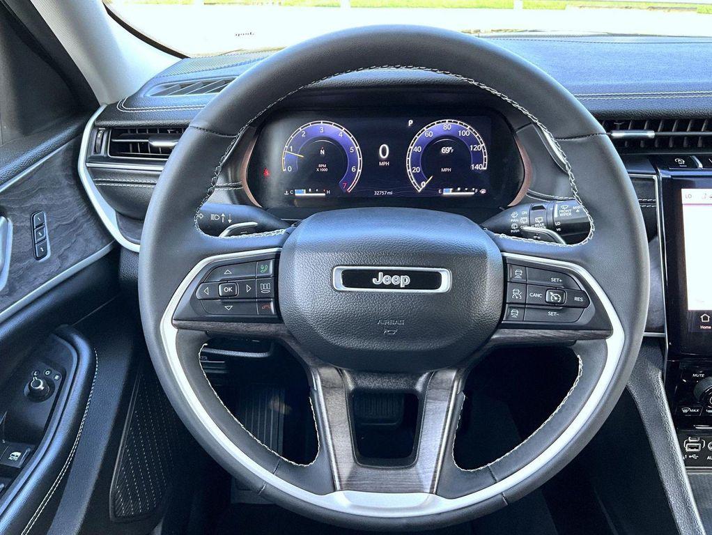 used 2023 Jeep Grand Cherokee car, priced at $32,995