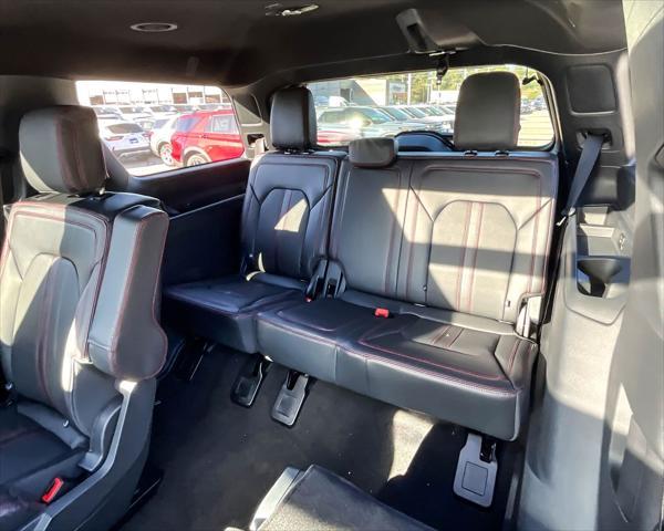 new 2024 Ford Expedition car, priced at $70,264