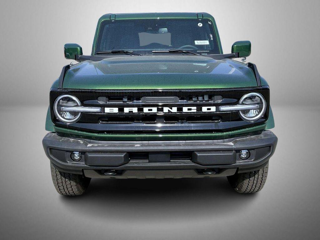 new 2025 Ford Bronco car, priced at $47,177