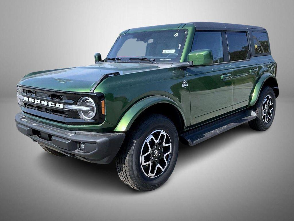 new 2025 Ford Bronco car, priced at $47,177