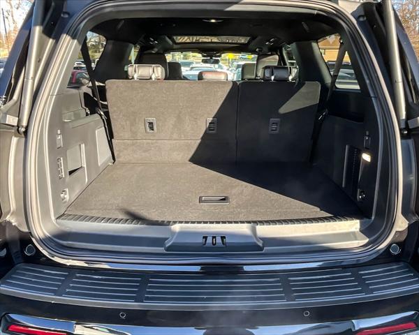 new 2024 Ford Expedition car, priced at $76,974