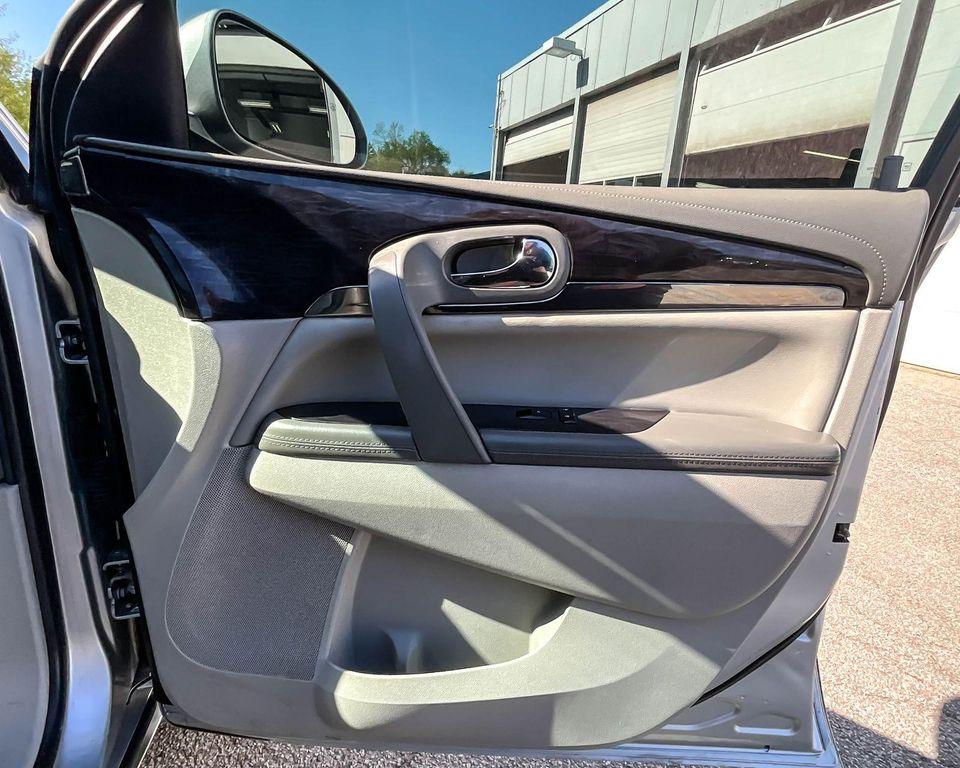 used 2015 Buick Enclave car, priced at $7,795
