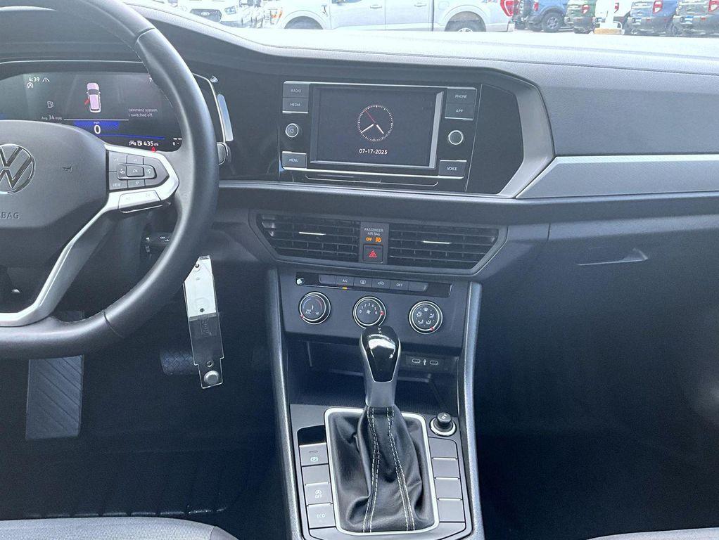 used 2024 Volkswagen Jetta car, priced at $21,995