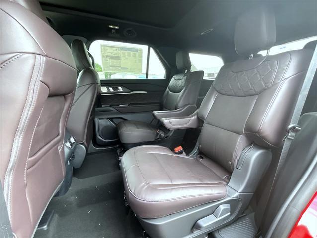 new 2025 Ford Explorer car, priced at $53,928