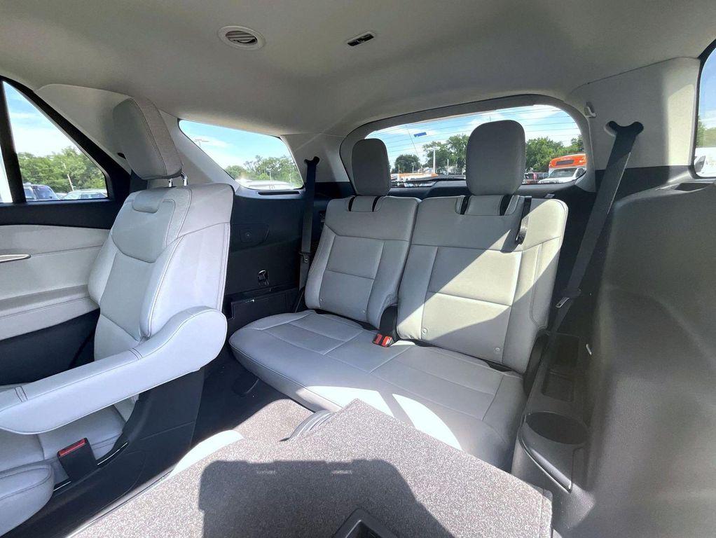 new 2025 Ford Explorer car, priced at $41,175