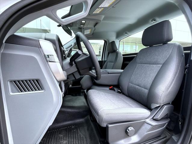 new 2025 Ford F-250 car, priced at $46,244
