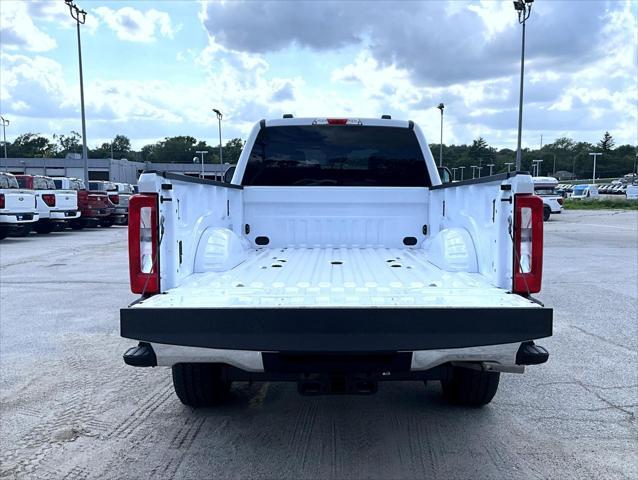 new 2025 Ford F-250 car, priced at $65,714