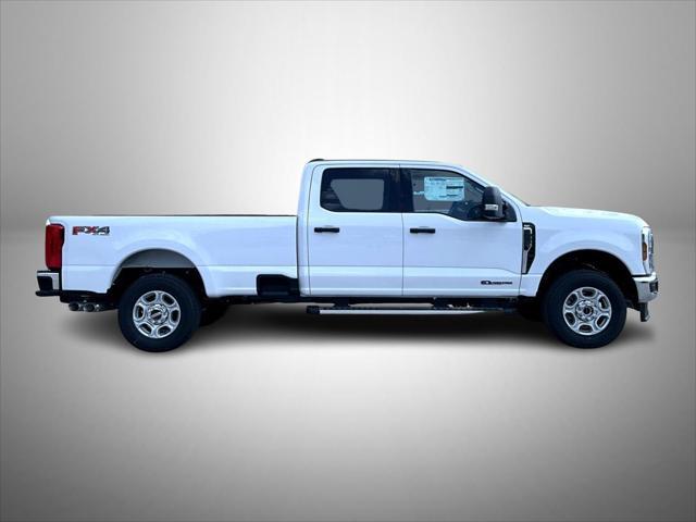 new 2025 Ford F-250 car, priced at $65,714