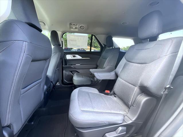 new 2025 Ford Explorer car, priced at $37,809
