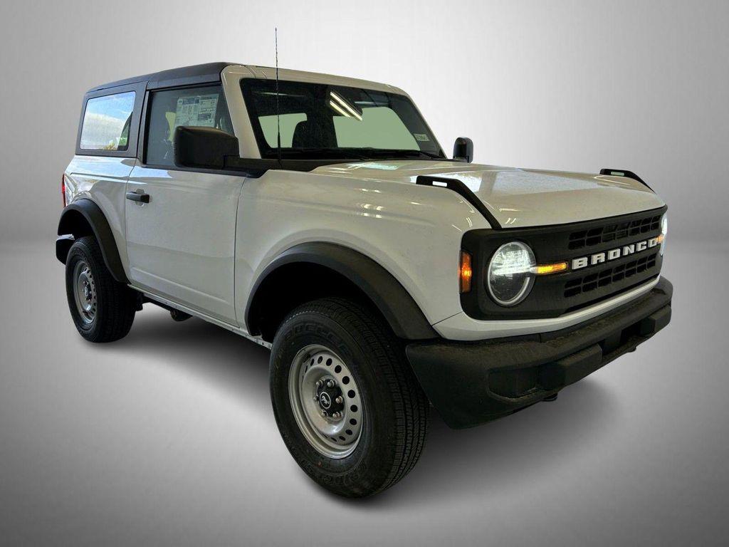 new 2025 Ford Bronco car, priced at $35,959