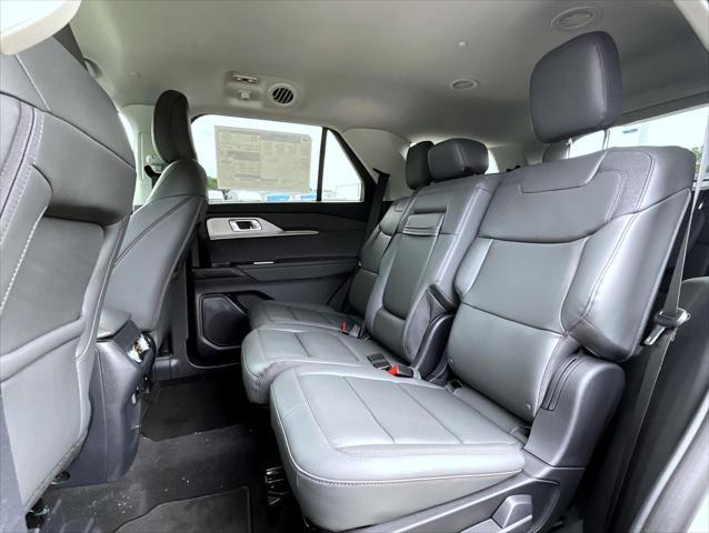 new 2025 Ford Explorer car, priced at $42,349