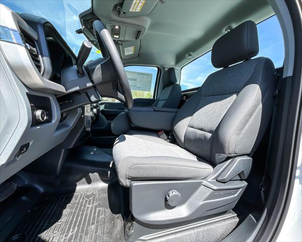 new 2025 Ford F-250 car, priced at $48,244