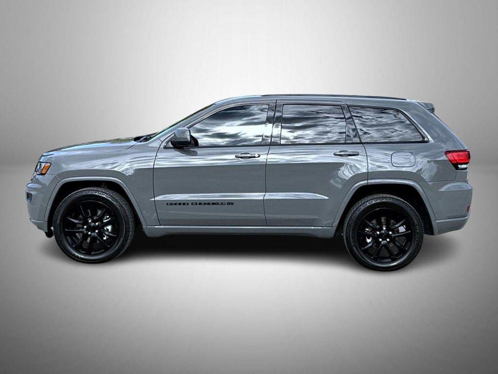 used 2022 Jeep Grand Cherokee car, priced at $26,995