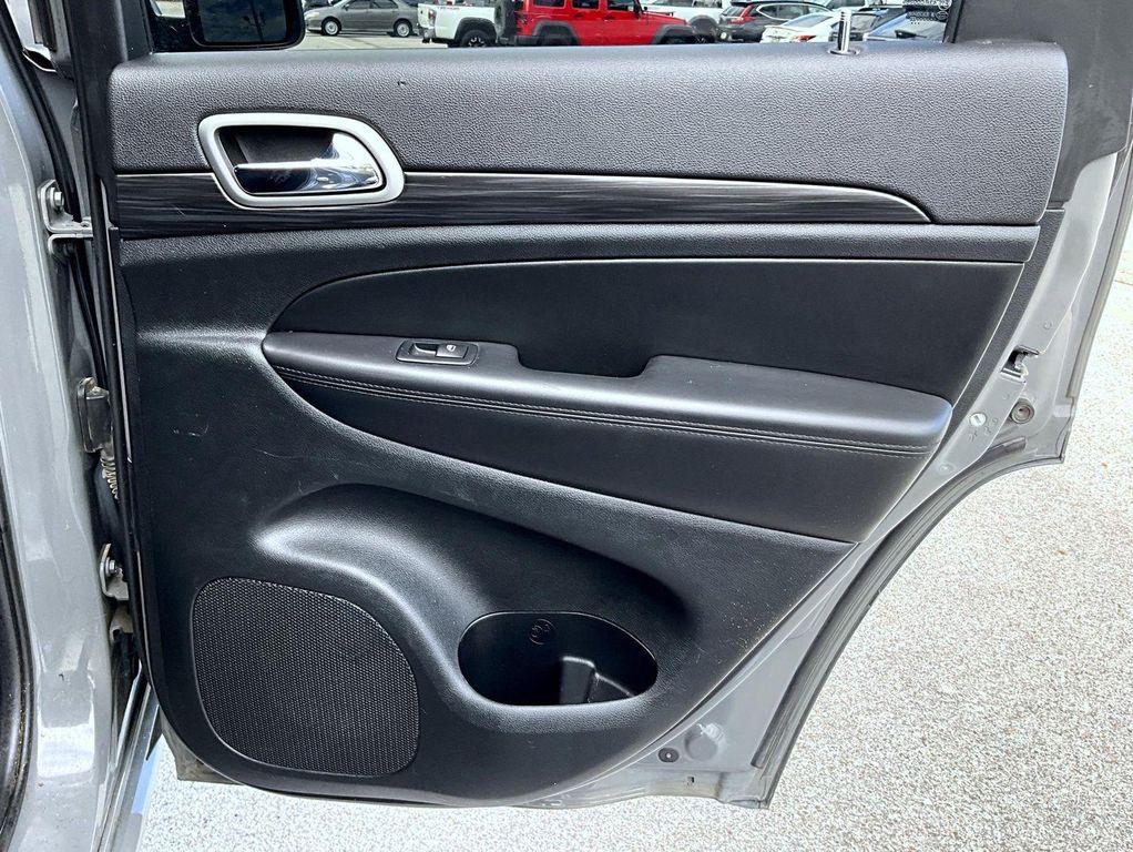 used 2022 Jeep Grand Cherokee car, priced at $26,995