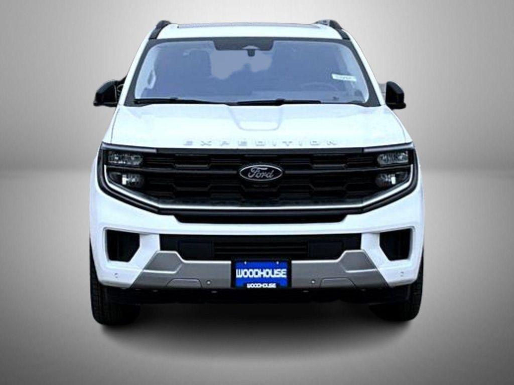 new 2025 Ford Expedition car, priced at $75,049