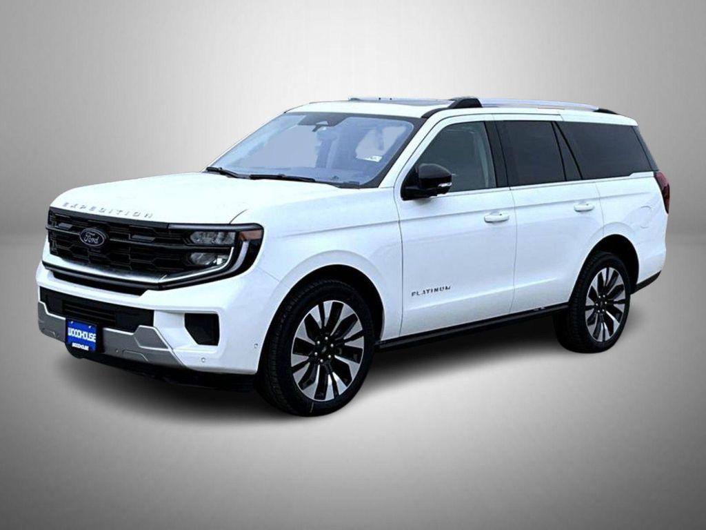 new 2025 Ford Expedition car, priced at $75,049