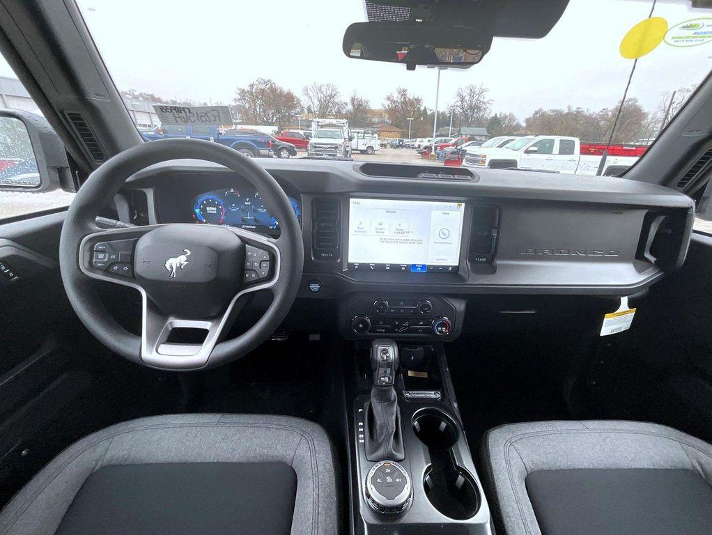 new 2025 Ford Bronco car, priced at $39,973