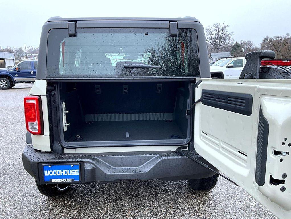 new 2025 Ford Bronco car, priced at $39,973