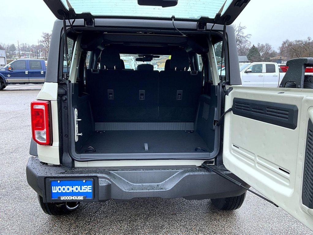 new 2025 Ford Bronco car, priced at $39,973