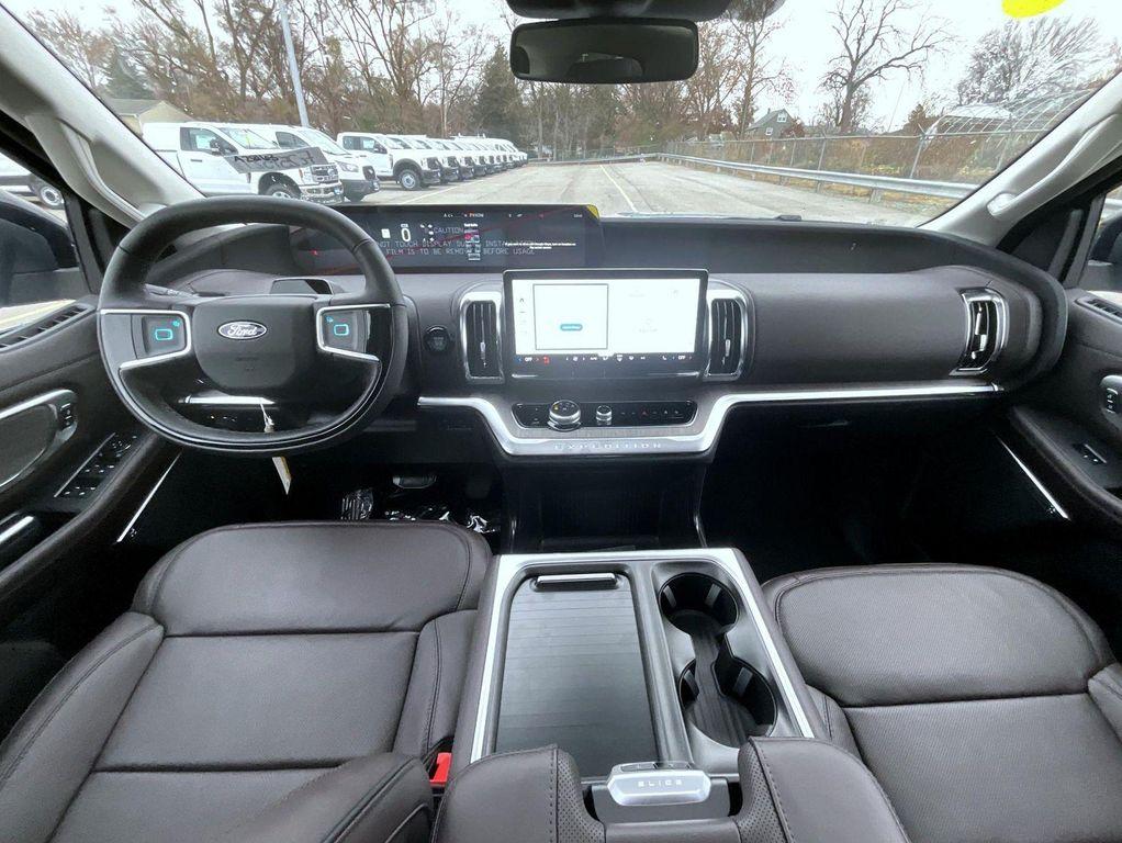 new 2025 Ford Expedition Max car, priced at $91,809