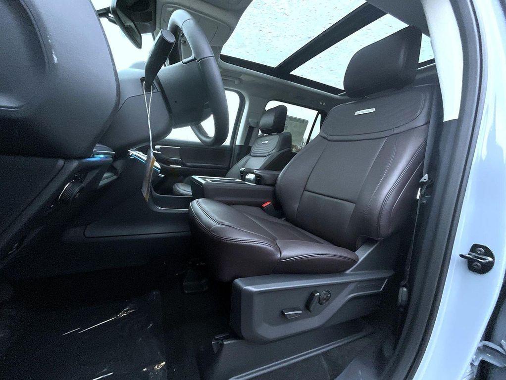 new 2025 Ford Expedition Max car, priced at $91,809