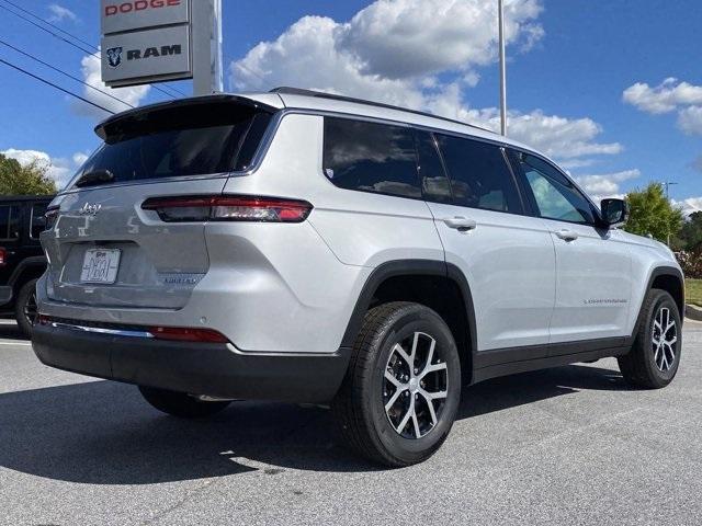 new 2024 Jeep Grand Cherokee L car, priced at $48,113